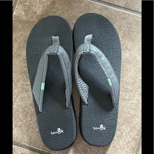 Sanuk Sandals